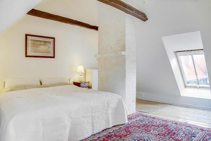 Family Room (2 Adults + 2 Children) image 4