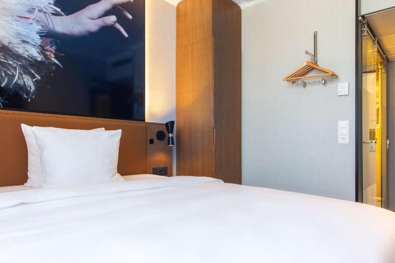 Premium Room image 4