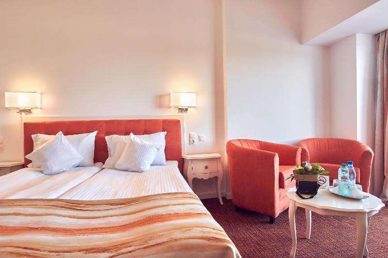 Deluxe Double Room Sea View image 2