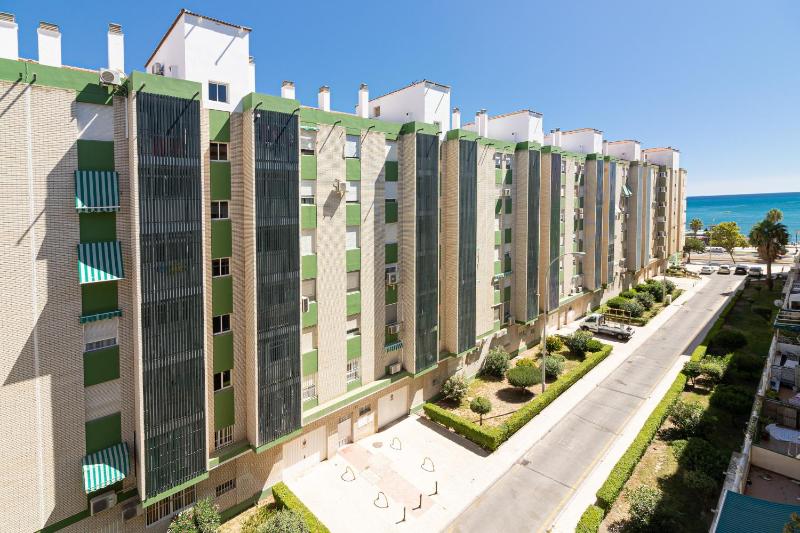 Sea & Wave Mendoza Apartment - image 13