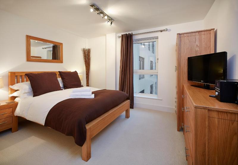 Two-Bedroom Apartment image 4