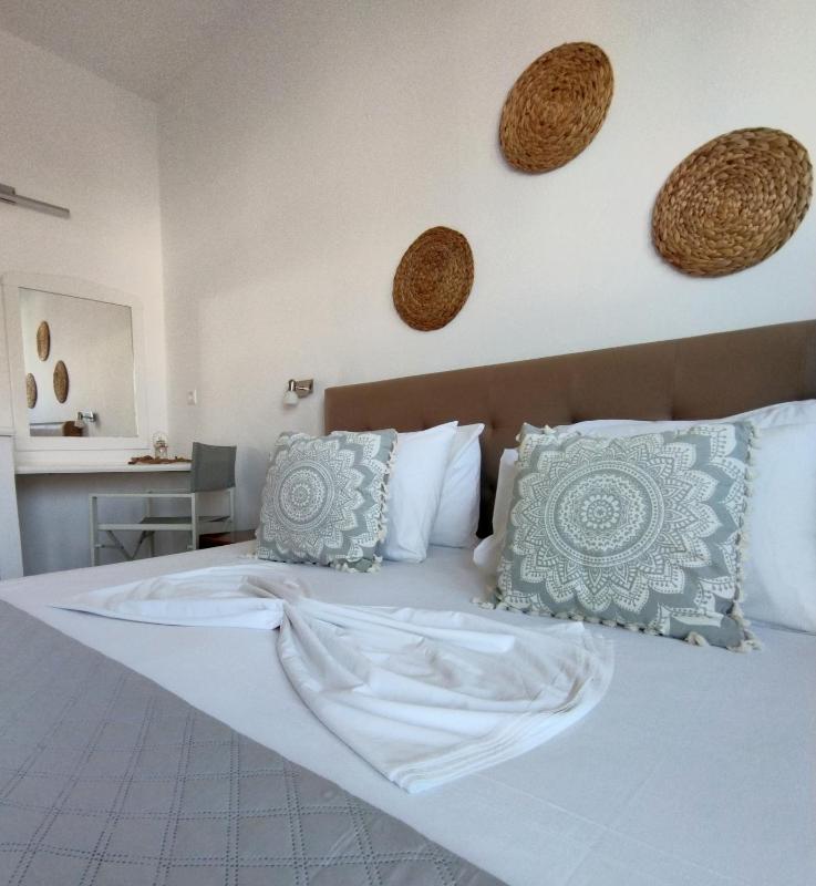 Double Room image 4