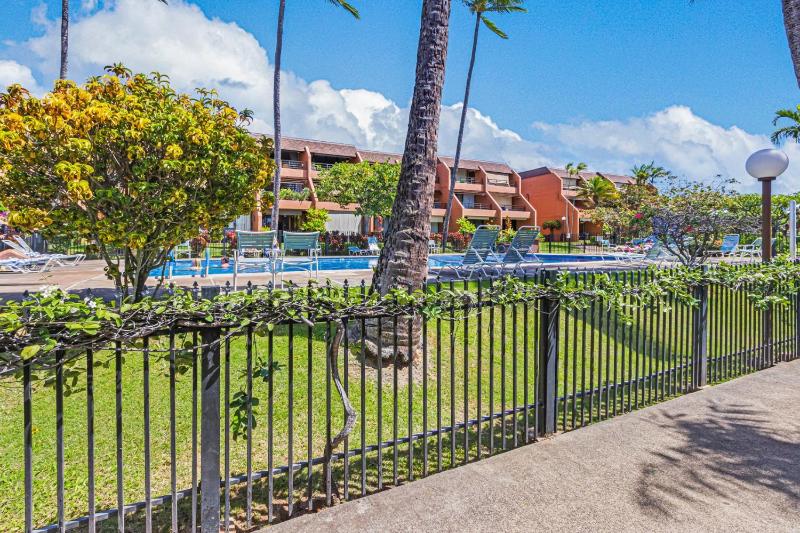 Kuleana 409 Oceanfront 1 bedroom 1 bath condo condo - image 18