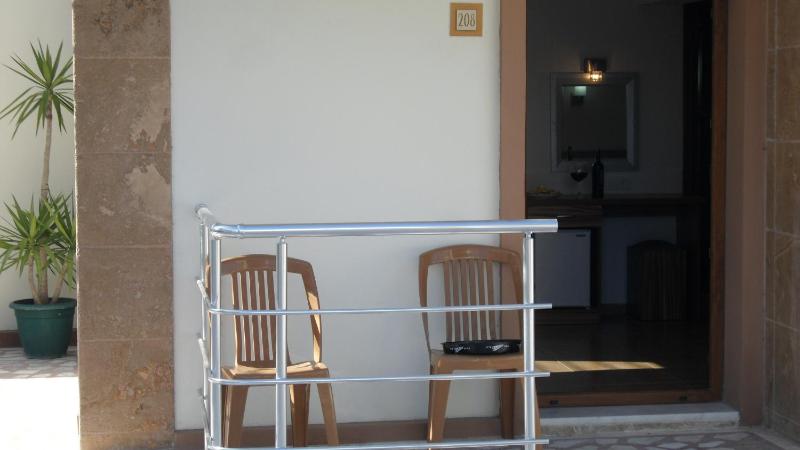 Classic Triple Room image 3