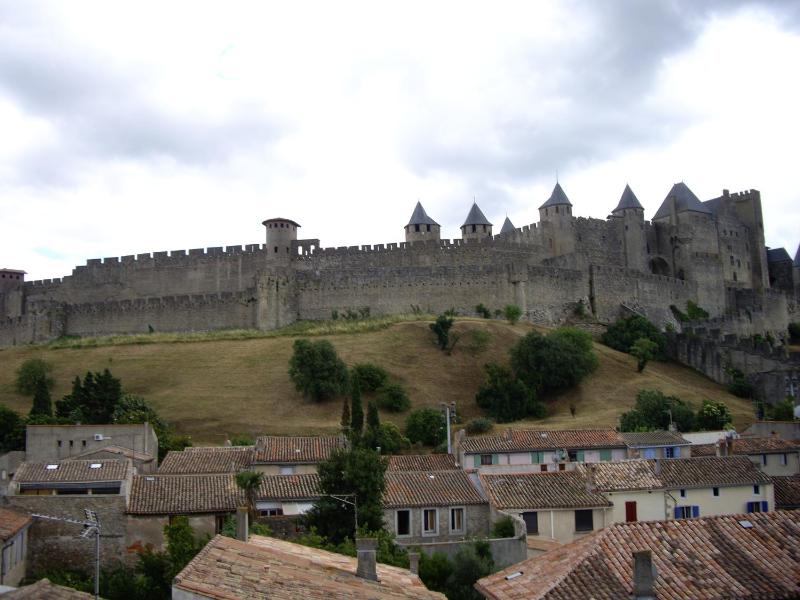 Standard Triple Room image 4