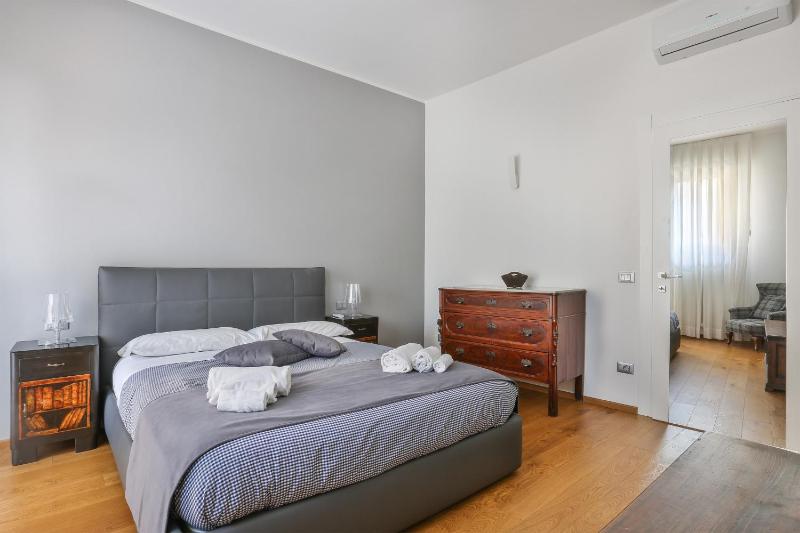 Luxury Pontevecchio 5 Stars Apartment - image 13