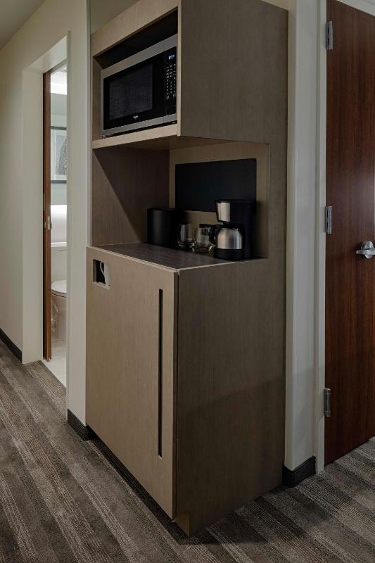 King Room image 3