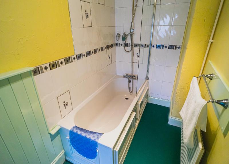 Superior Double Room (Not Pet Friendly) image 1