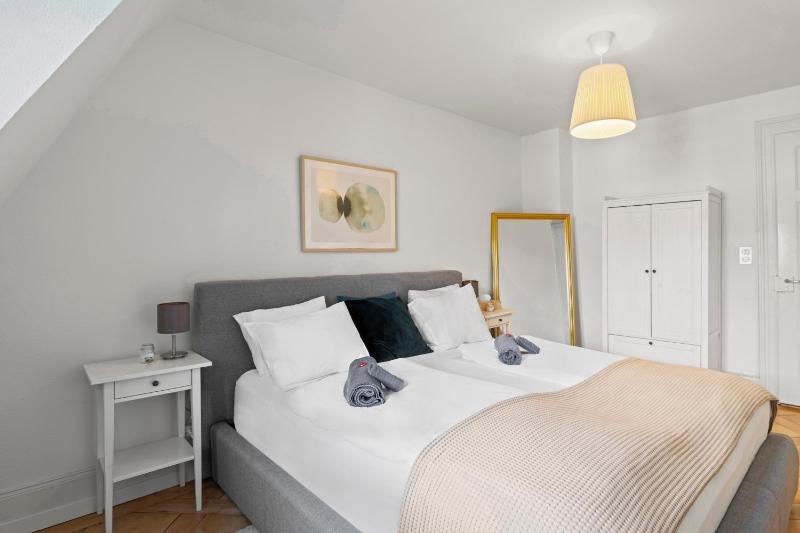 Central Bright & Cozy Apartments - image 12