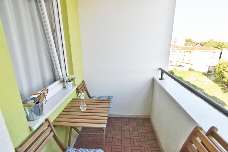 Regina Apartments with free parking - image 12