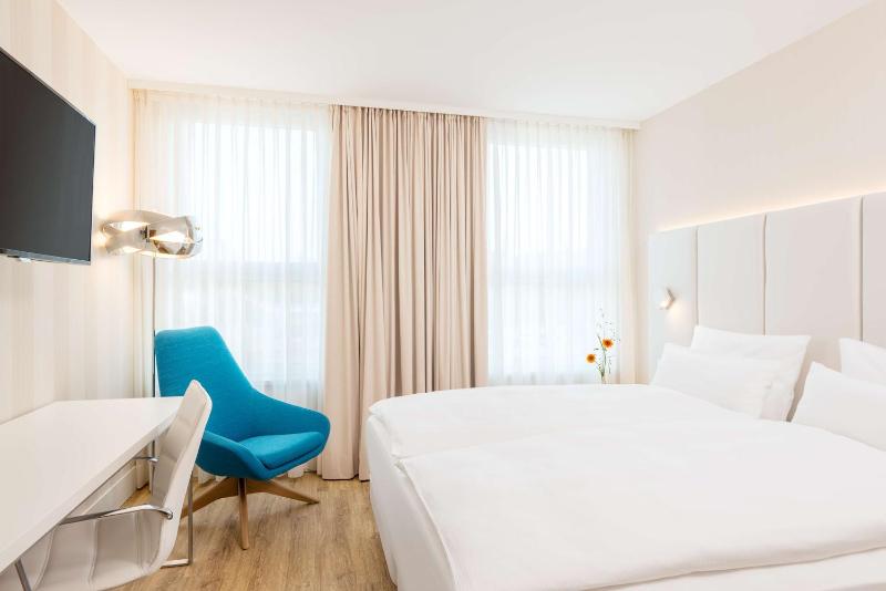 Standard Double or Twin Room image 3