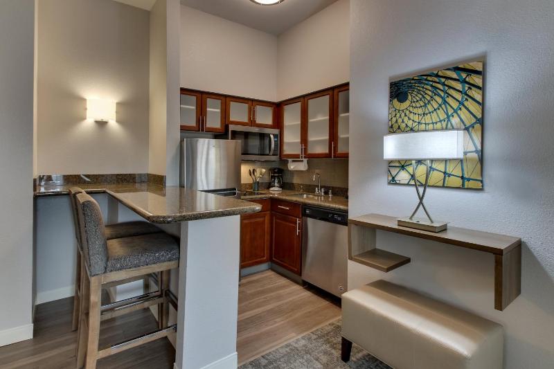 Two-Bedroom Suite - Non-Smoking image 3
