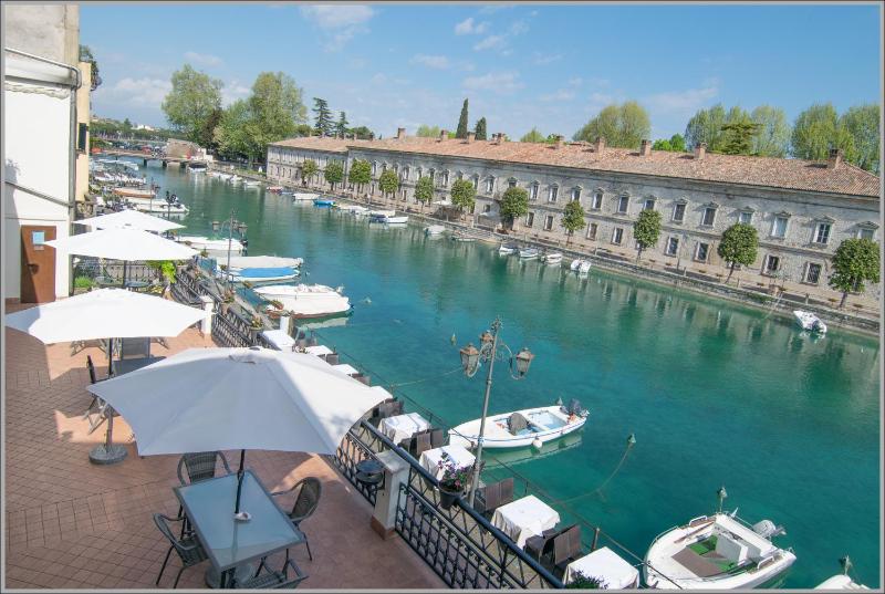 Fiori sull'Acqua Apartments - image 18