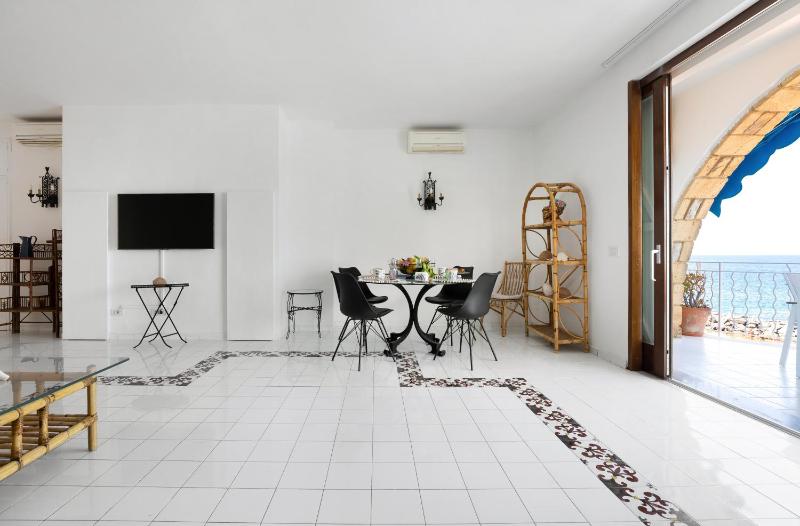 Villa Waters Edge - image 14