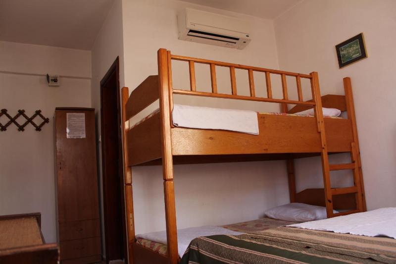 Triple Room image 4