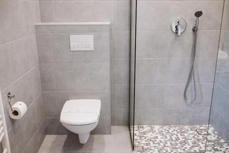 Deluxe Double Room with Balcony image 1