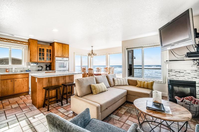 Six Bedroom Holiday Home