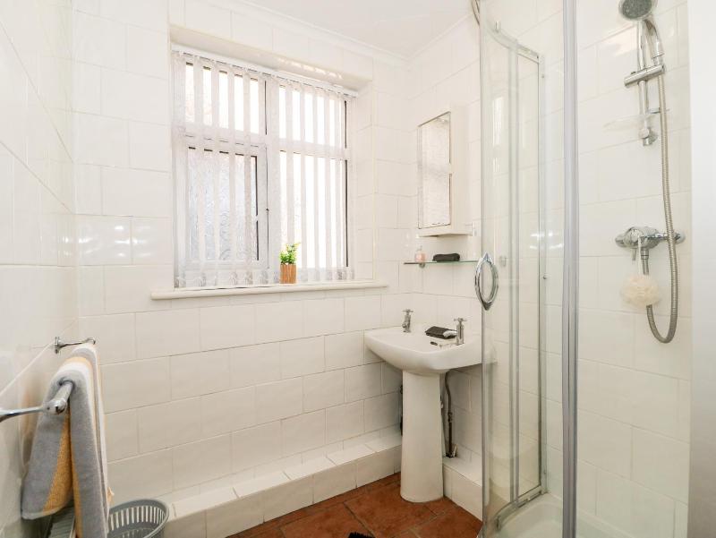 4 Dorothy Avenue - image 14