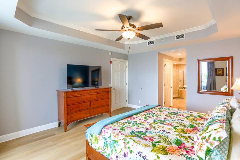 304 Bay Harbor - image 32