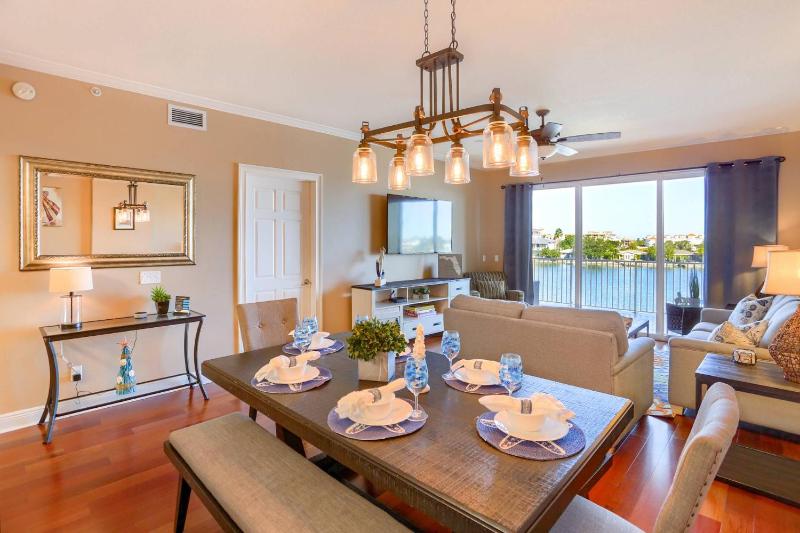304 Bay Harbor - image 16