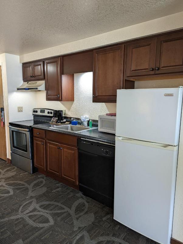 Family Suite with Ocean View - Non-Pet image 3