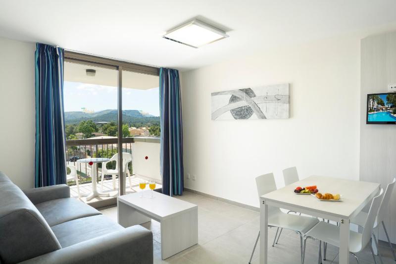 Premium Apartment - Cycling Package image 1