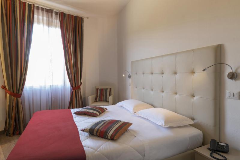 Superior Double or Twin Room image 1
