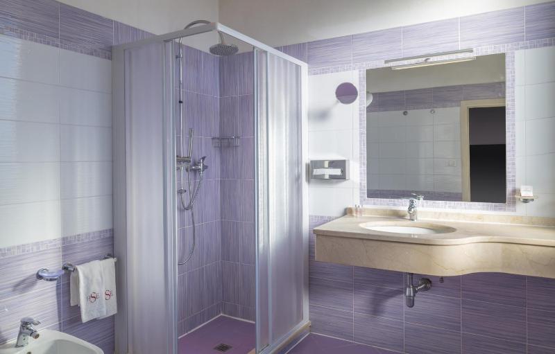 Superior Double or Twin Room image 2