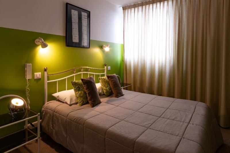 Classic Double Room image 1