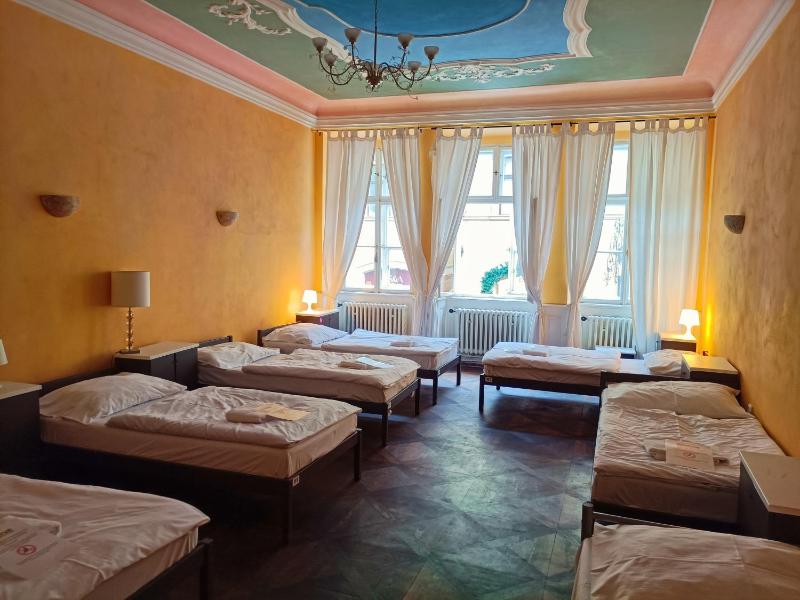 Charles Bridge Hostel & Apartments - image 11