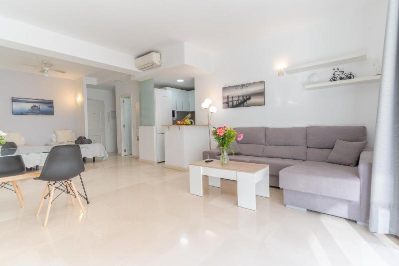 Apartamentos Castillo by Sur Suites - image 25