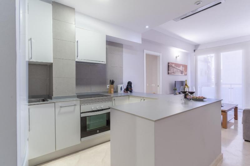 Apartamentos Castillo by Sur Suites - image 32