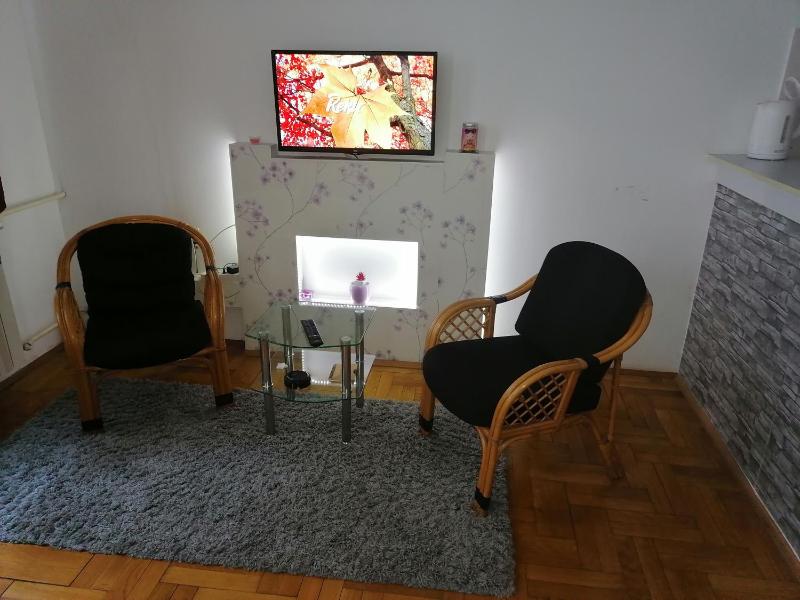 Studio Apartment image 3