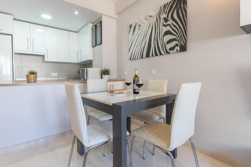 Apartamentos Castillo by Sur Suites - image 11