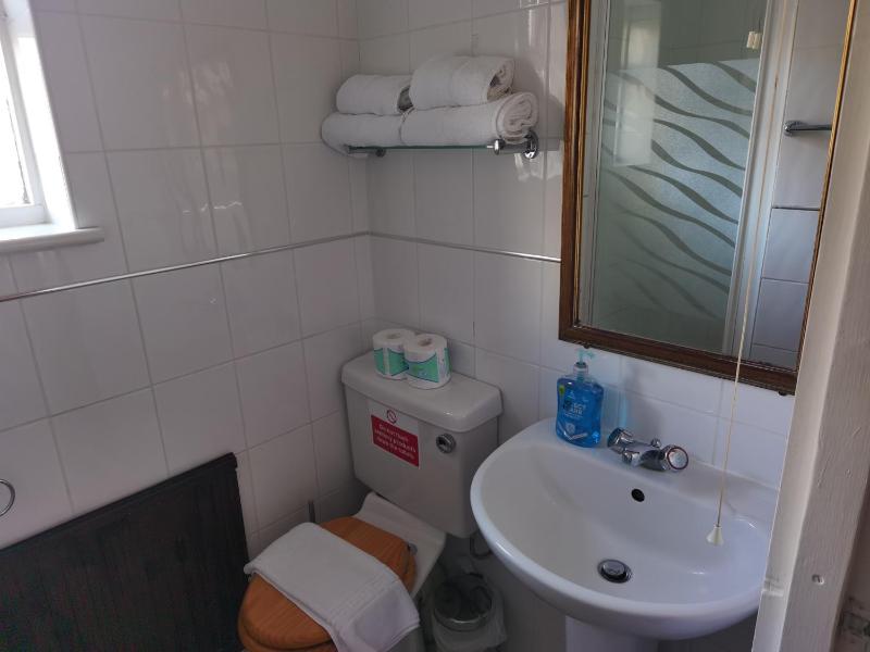 Regency Hotel - image 32