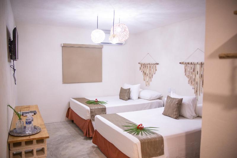 Ahava Hotel - image 4