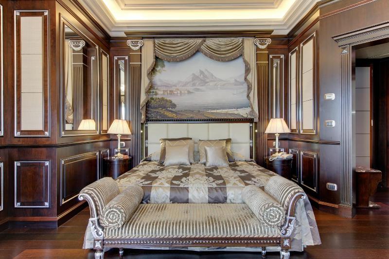 Junior Suite with Lake View image 4