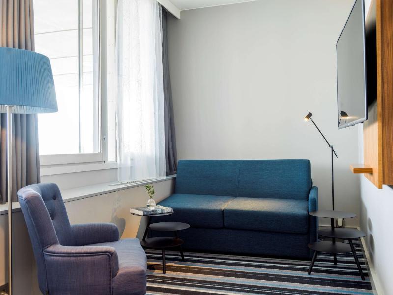 Scandinavian Style Premium Room image 3