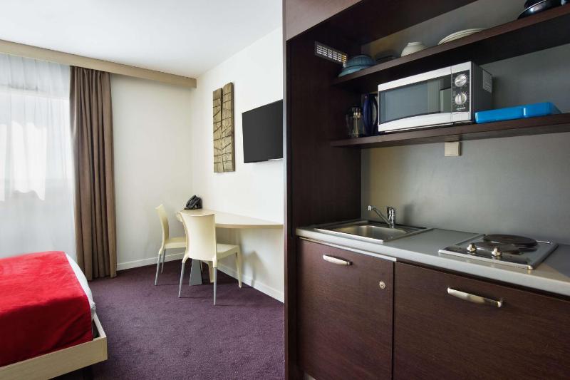 Sure Hotel by Best Western Nantes Beaujoire - image 24