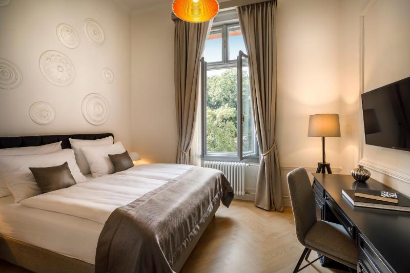 Imperial Single Room image 3