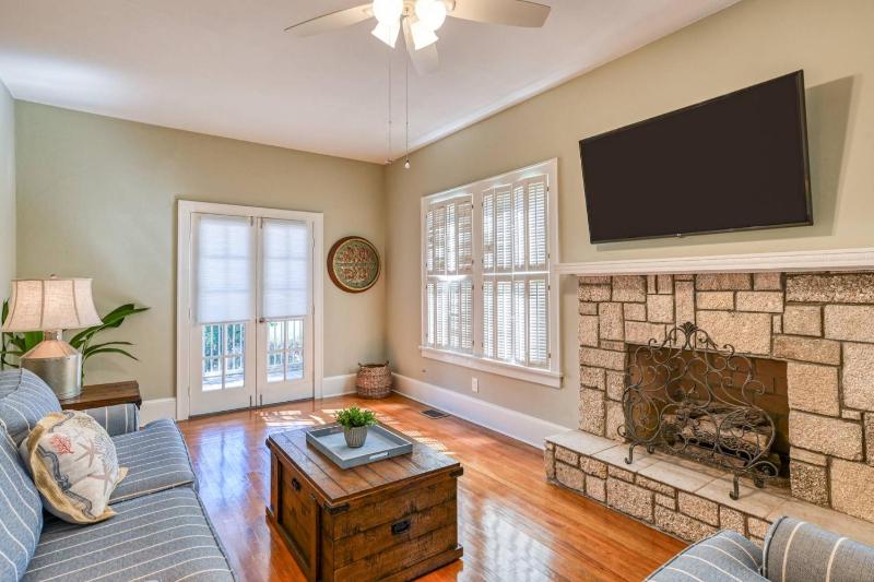 The Tinner's House - image 38