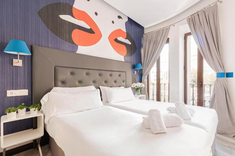 Superior Double Room image 4