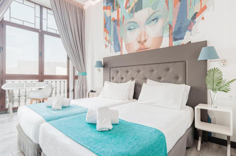 Superior Double Room image 1