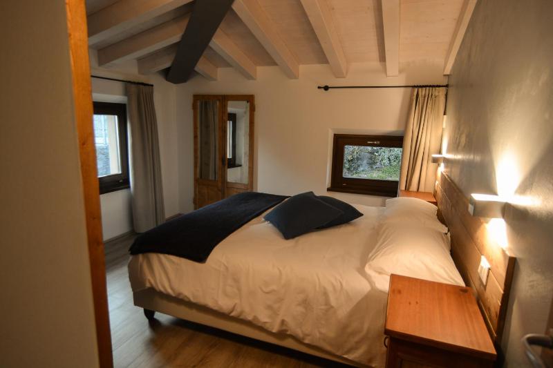 Two-Bedroom Apartment image 3