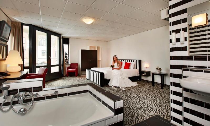 Junior Suite image 3
