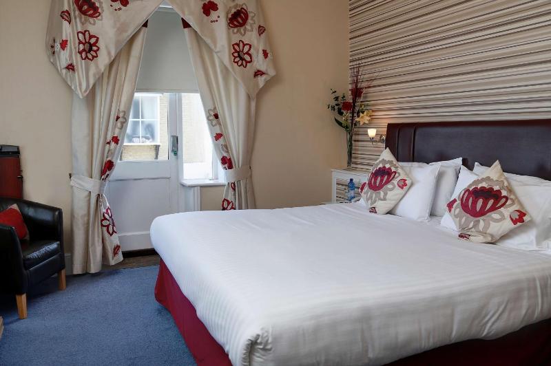 Deluxe King Room with Sea View image 3