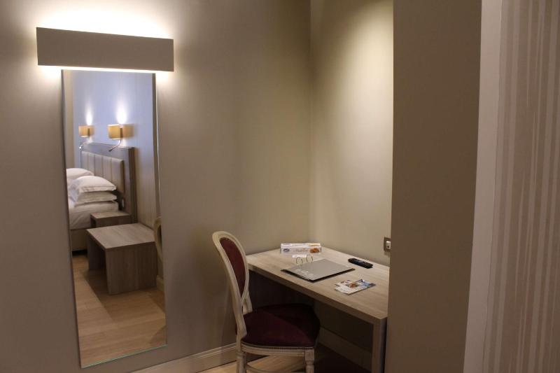 Best Western Hotel Moderno Verdi - image 43