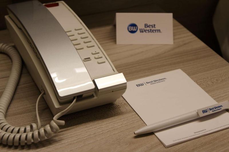 Small Double Room with French Bed image 3