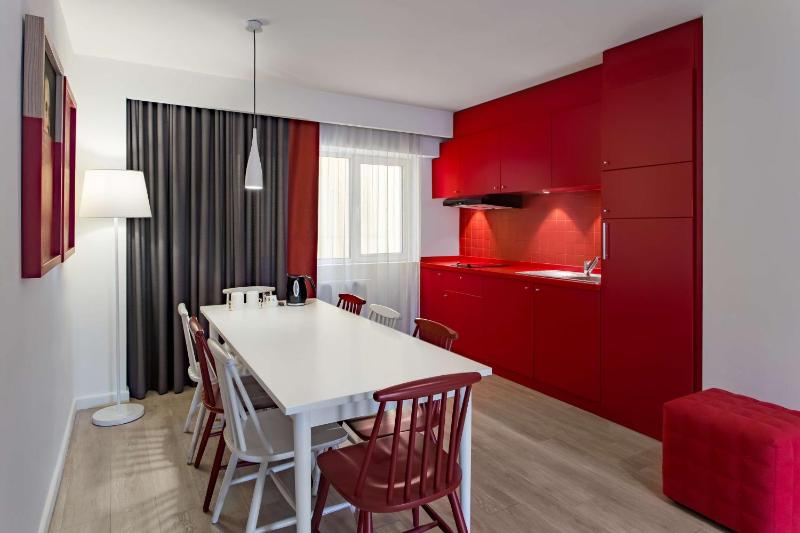 Two-Bedroom Apartment with Balcony image 1