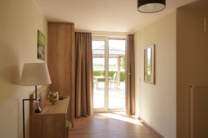 Junior Suite with Terrace image 2